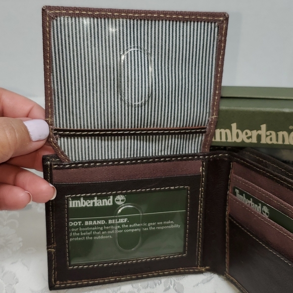 🎉Timberland Canvas & Leather Bifold Wallet - Picture 7 of 11
